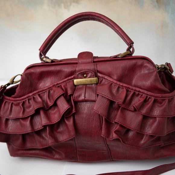 Jessica Simpson Purse with Ruffles! - Picture 3 of 10